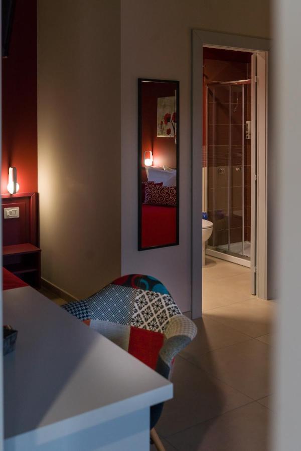 Rosy'S Rooms Patrica Kültér fotó